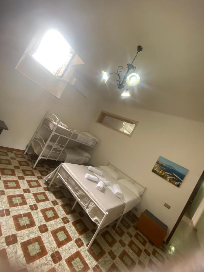 הוילה נאפולי Casa Nonna Rusell מראה חיצוני תמונה